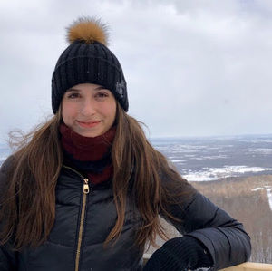 Meet your Posher, Julia